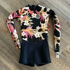 Girls Ripcurl Wetsuit sz 4-5